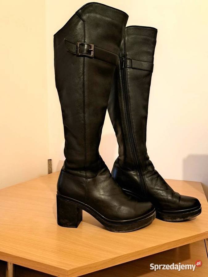 Buty damskie zimowe