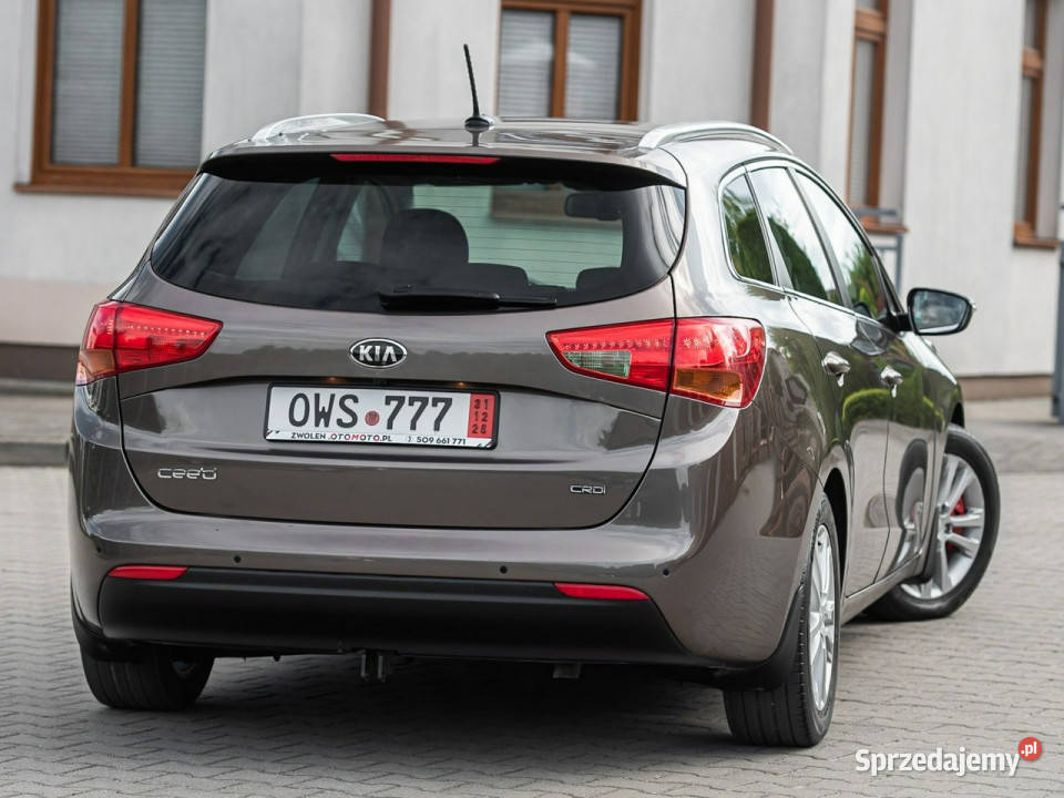 Kia Ceed 16CRDi 128 Navi Kamera Xenon Opłacona przyciemniane szyby mazowieckie