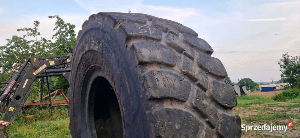 235r25 23525 Goodyear 70 bieżnik nieuszkodzony Opony Nowe Miasto Lubawskie