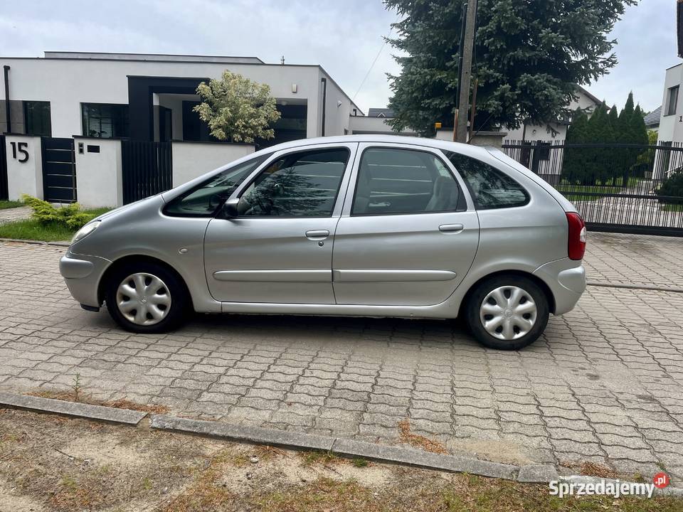 ŚlicznyCitroenXsaraPicasso2002r16Benzyna250PrzMoż Zduńska Wola sprzedam