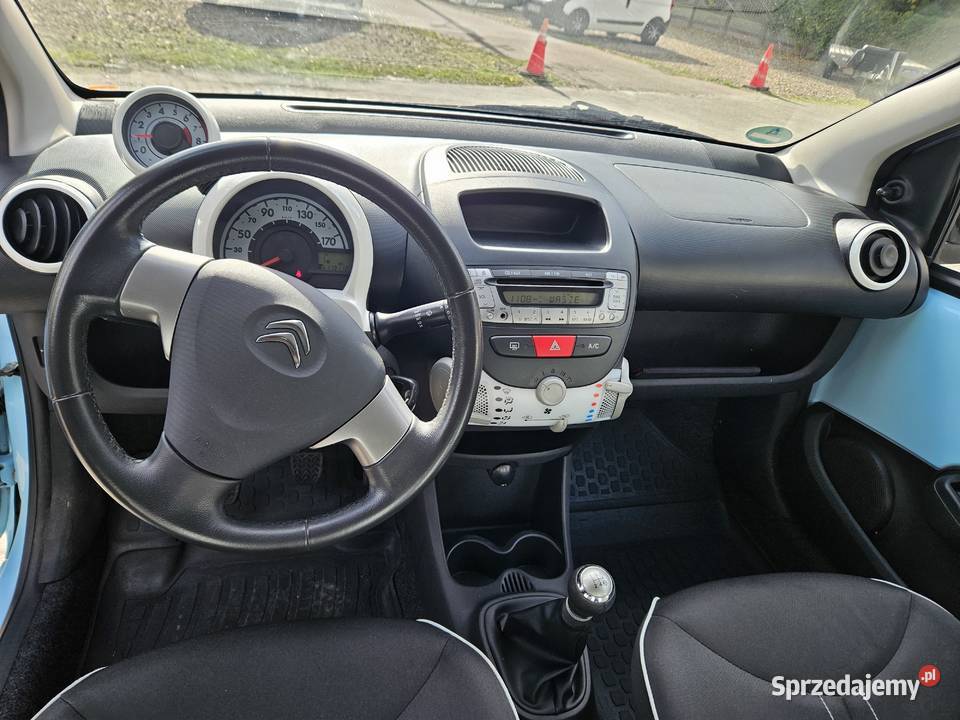 Citroen C1 1 0benz 2013 ciekawy kolor