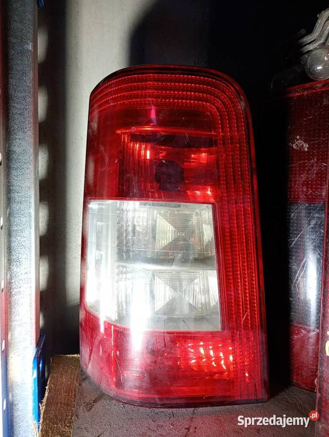 Peugeot Partner Citroen Berlingo Lampa Tylna osobowe Liniewo
