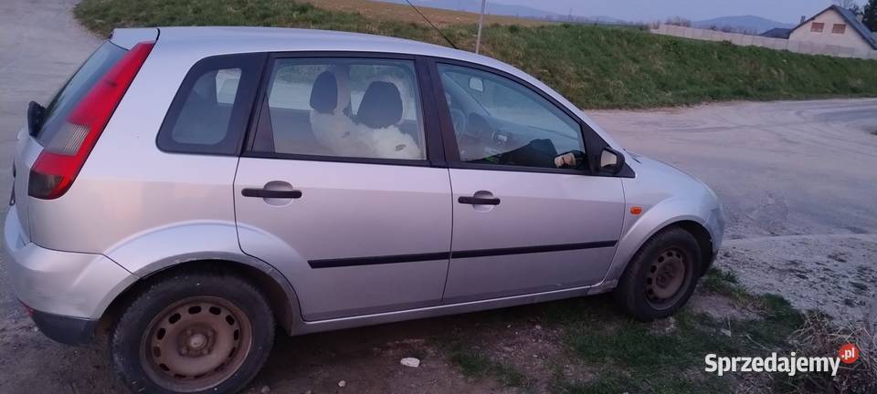 Sprzedam forda fiestę Świdnica