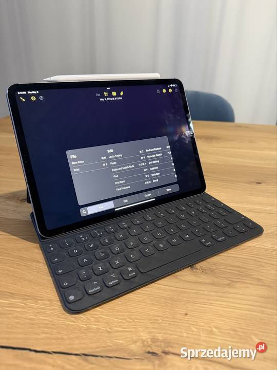 Etui z klawiaturą APPLE Smart Keyboard Folio do Żółwin sprzedam