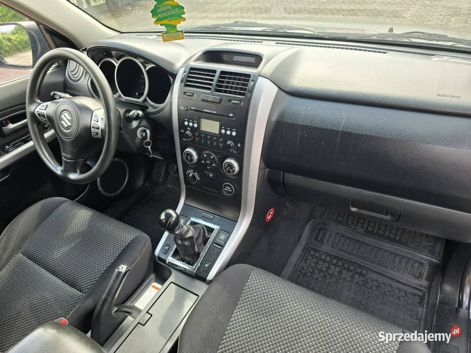 Suzuki Grand Vitara 19 DDiS Napęd 4x4 Hak immobilizer Nasiegniewo