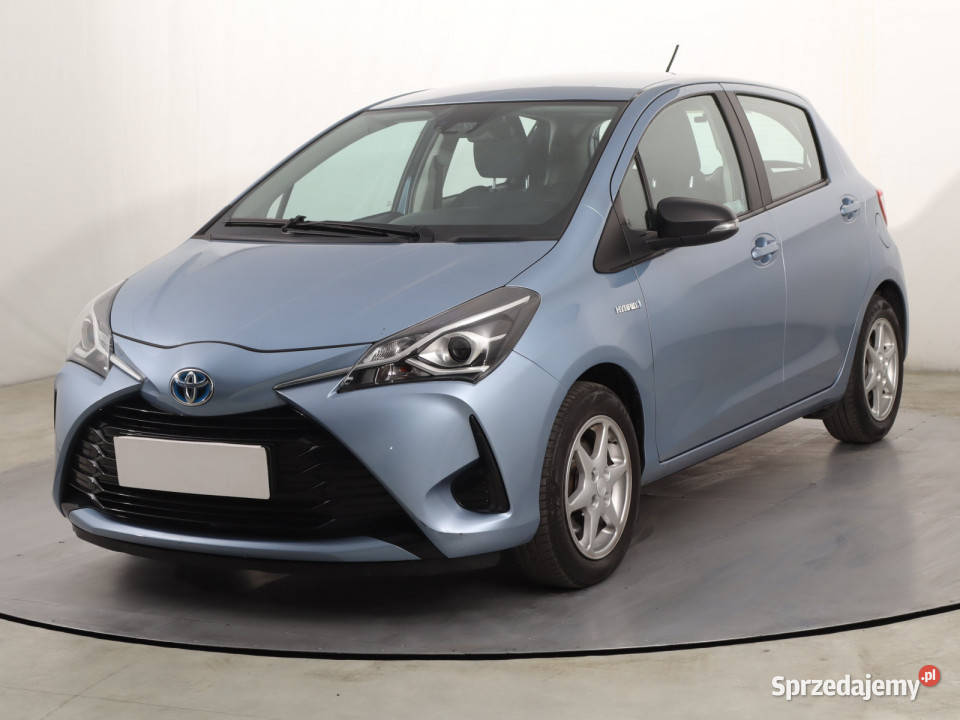 Toyota Yaris 15 Hybrid automatyczna Katowice