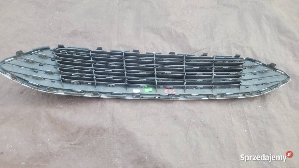 FORD FOCUS MK3 LIFT ATRAPA GRILL KRATKA osobowe
