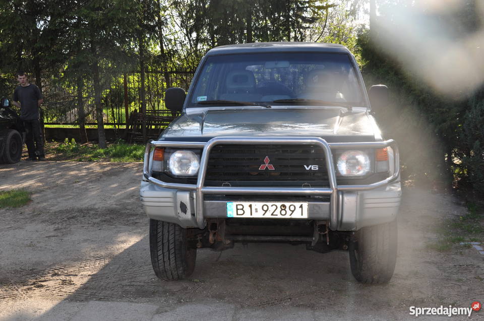 Mitsubishi Pajero 35 v6 radio / CD Białystok