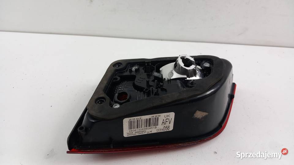 OPEL ASTRA J KOMBI LAMPA TYŁ PRAWA W KLAPĘ Zbierkowo sprzedam