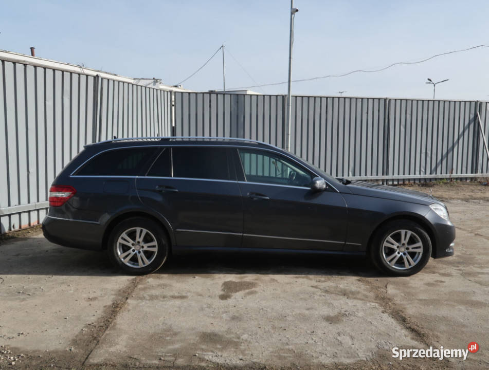 Mercedes E E 200 nawigacja Piaseczno