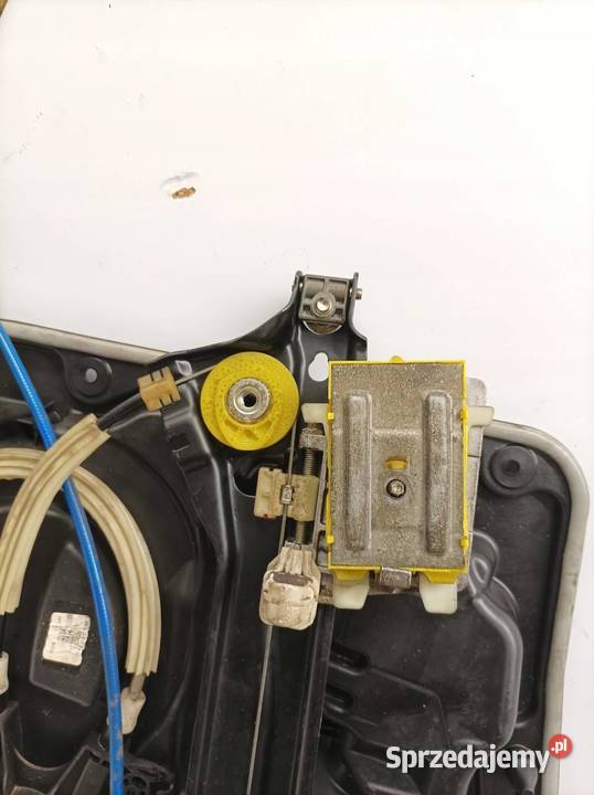 MECHANIZM SZYBY PRAWY TYŁ 2478201502 Mercedes świętokrzyskie