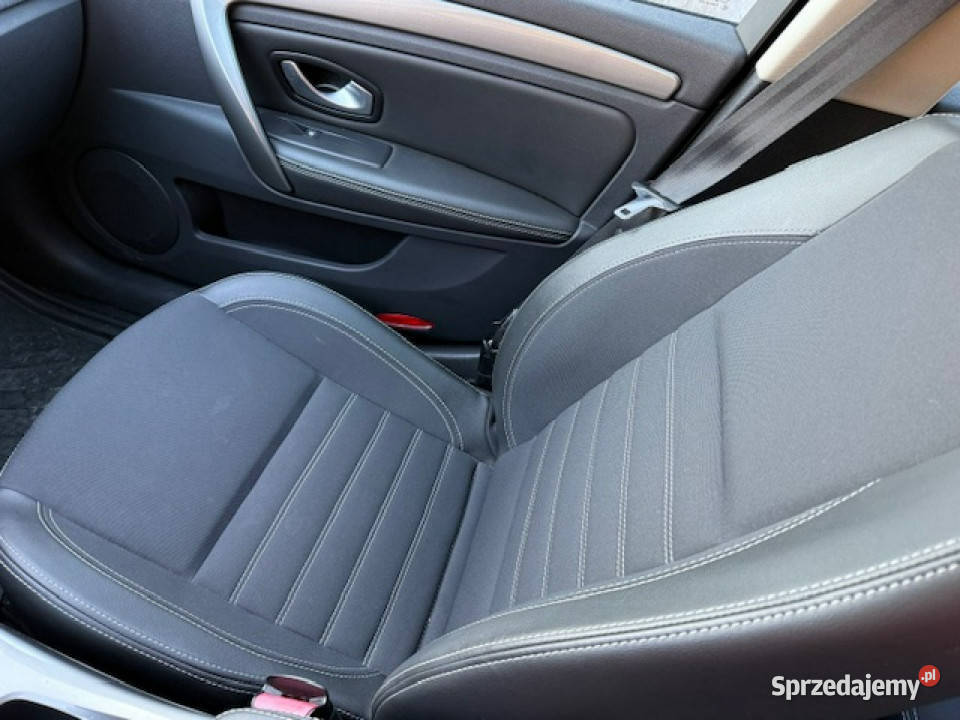 Renault Laguna niski przebieg zadbana ładny stan VAT marża Chełm Śląski