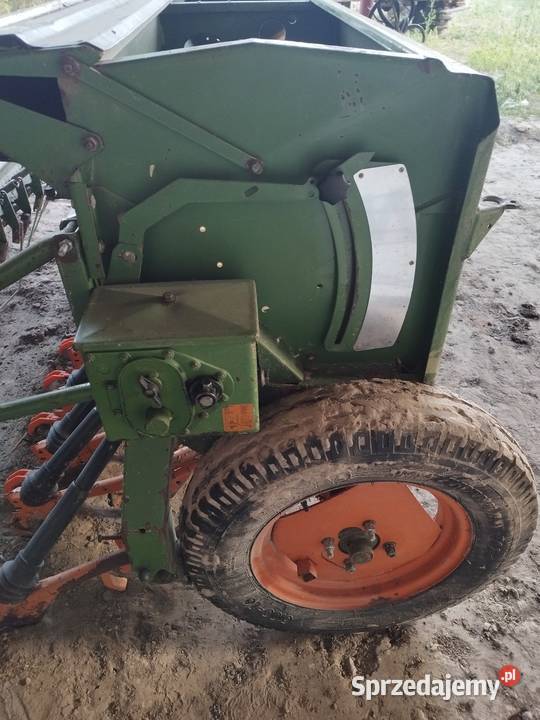Siewnik zbożowy Amazone D8 Super 3m 29 redlic Michów