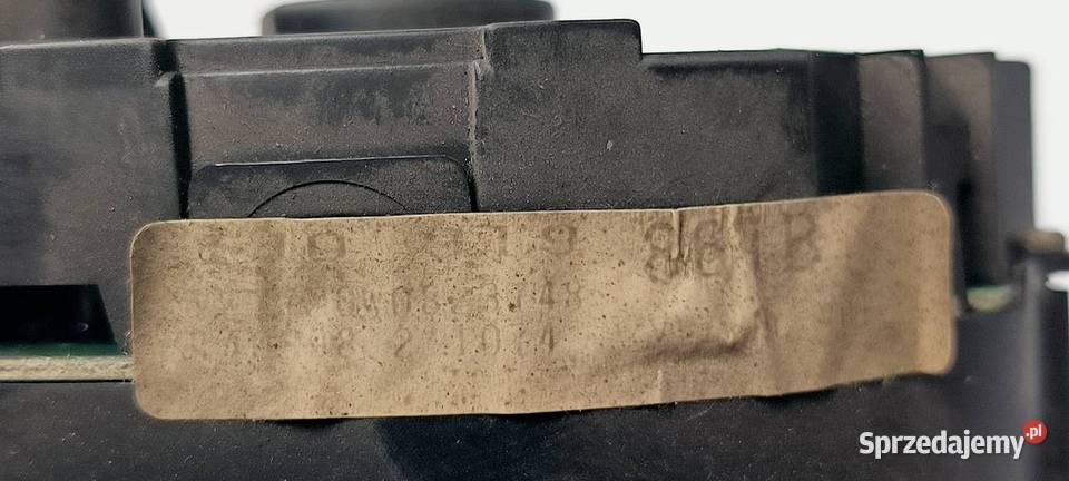 LICZNIK ZEGAR VOLKSWAGEN BORA 1J0919861B osobowe Lipno