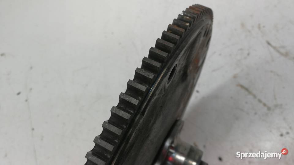 KOŁO ZAMACHOWE AUDI A4 B8 A5 18 TFSI 06H105323H osobowe Przystajń