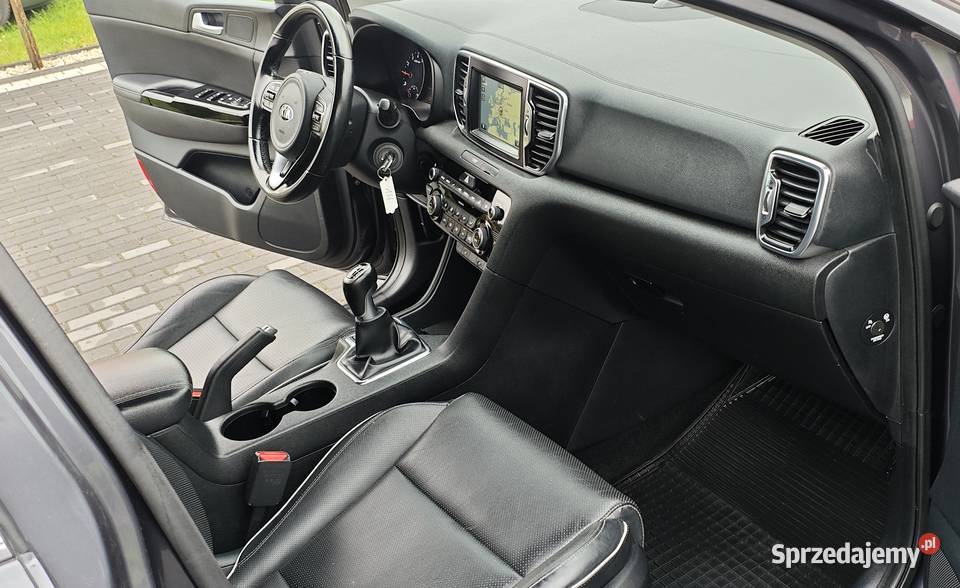 Kia Sportage 16 GDI bogate wyposażenie navi benzyna śląskie
