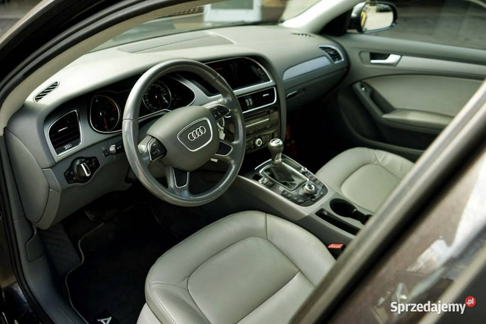 Audi A4 Avant 20TDI AVANT alu R19 NAVI 2012r B8 podgrzewane fotele mazowieckie