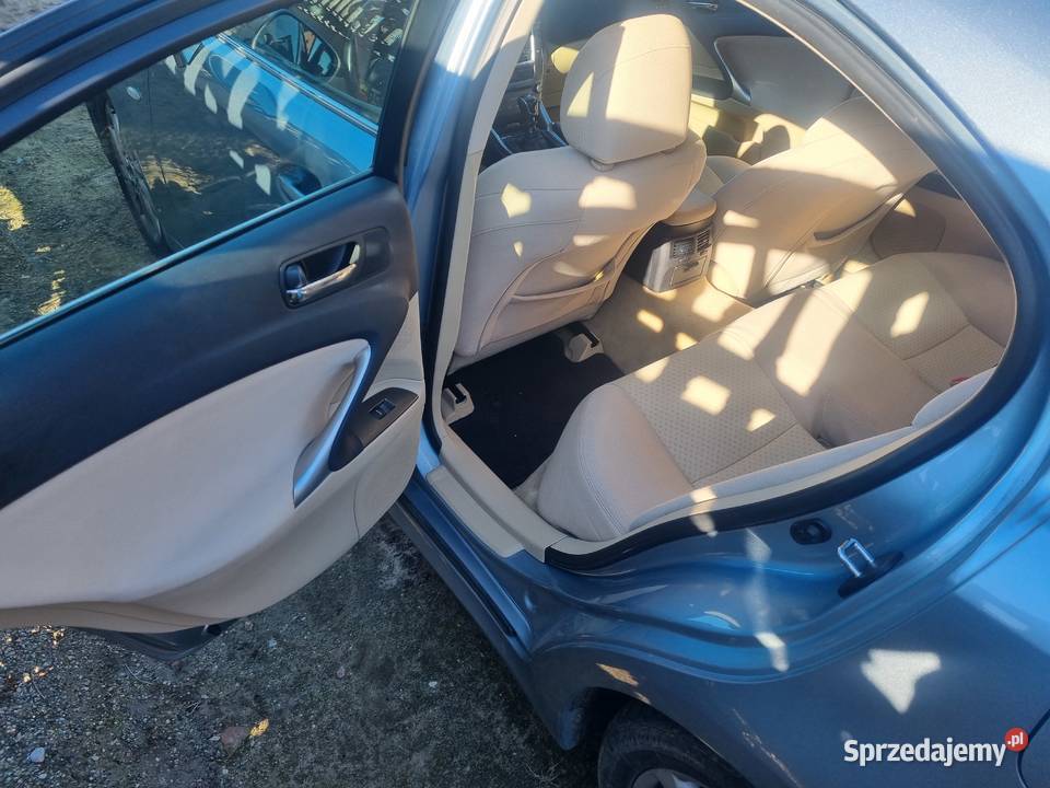 Lexus is 220d 160KM Choszczno