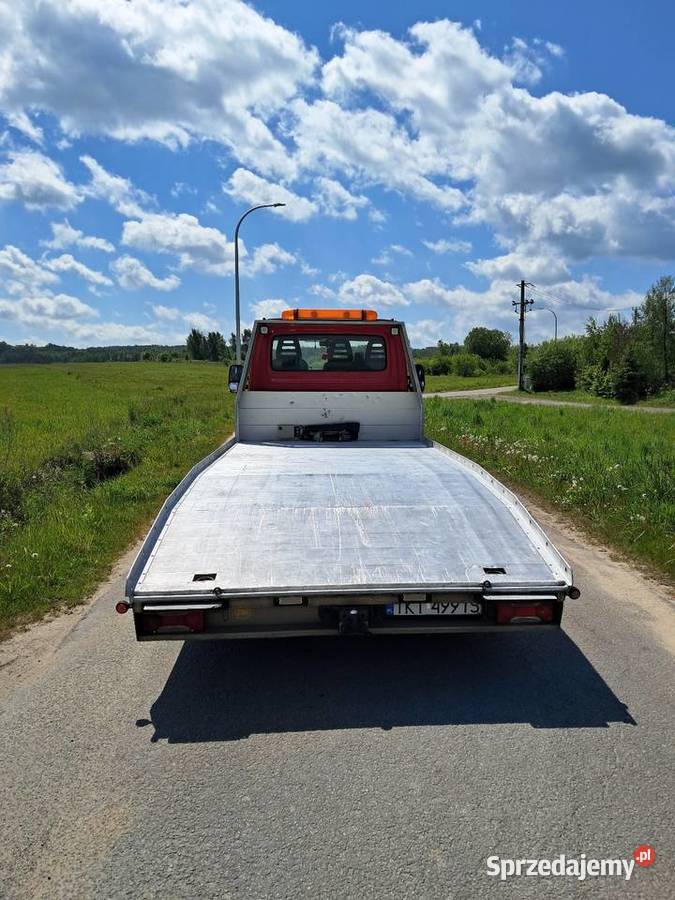 Sprzedam IVECO DAILY 35c18 laweta 310000km Łagów