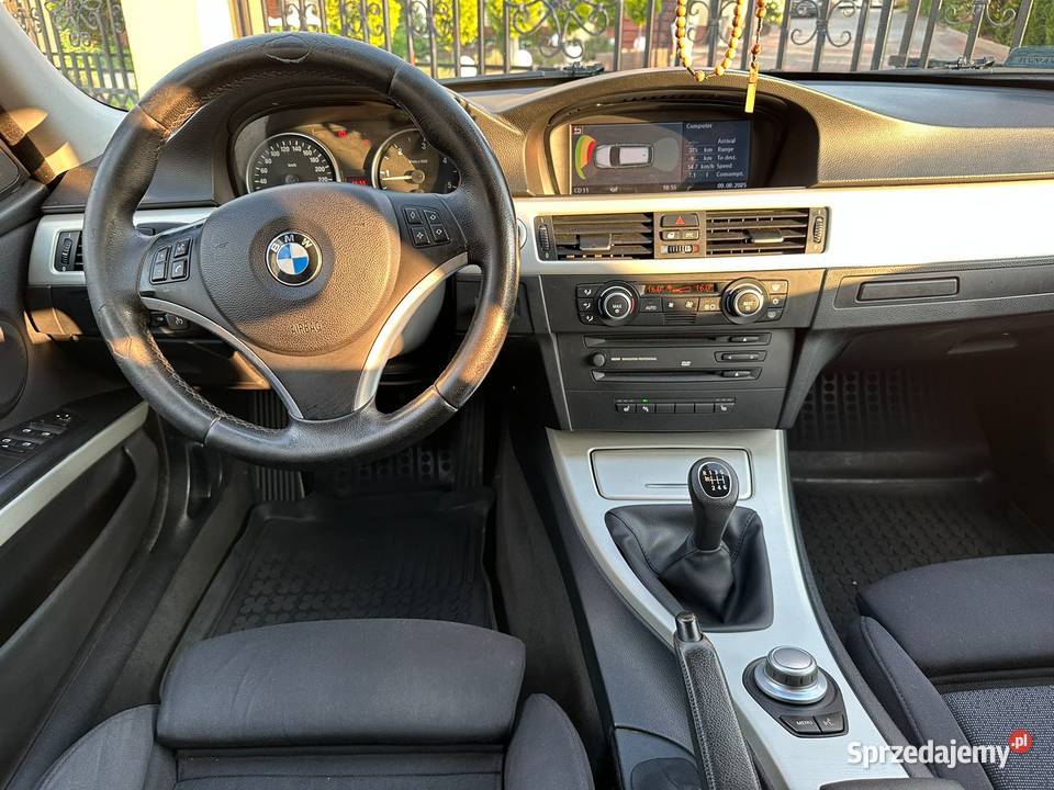 BMW Seria 3 BMW E91 20 diesel manual ZADBANY autoalarm Radom