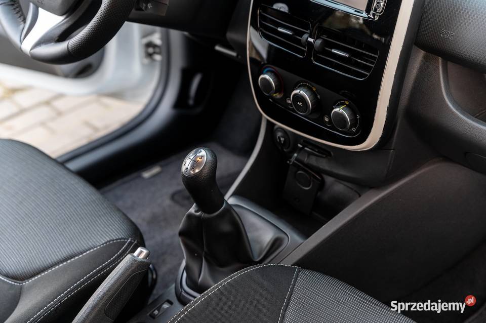 RENAULT CLIO radio podkarpackie Targowiska