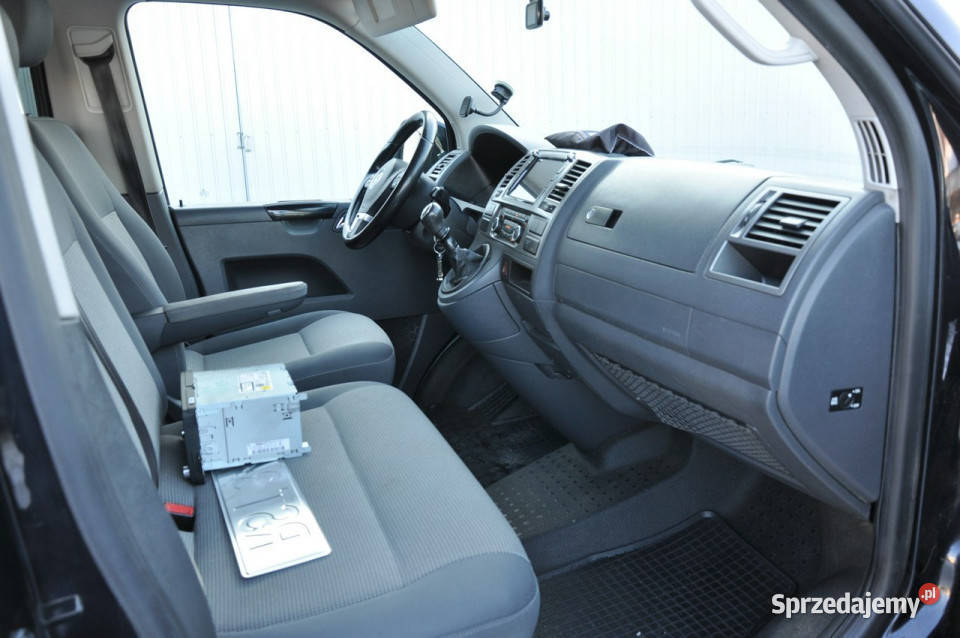 Volkswagen Caravelle 20TDI 140 9os Comfortline Rok produkcji 2011 Stalowa Wola