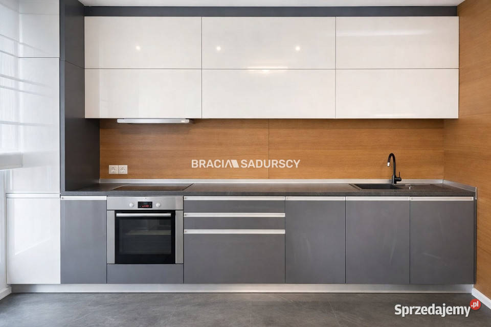 Mieszkanie sprzedam Kraków Kobierzyńska 4872m2 2 miejsce parkingowe małopolskie