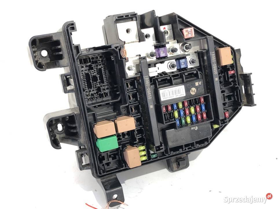 SKRZYNKA BEZPIECZNIKÓW KIA STINGER 912E2J5200 osobowe