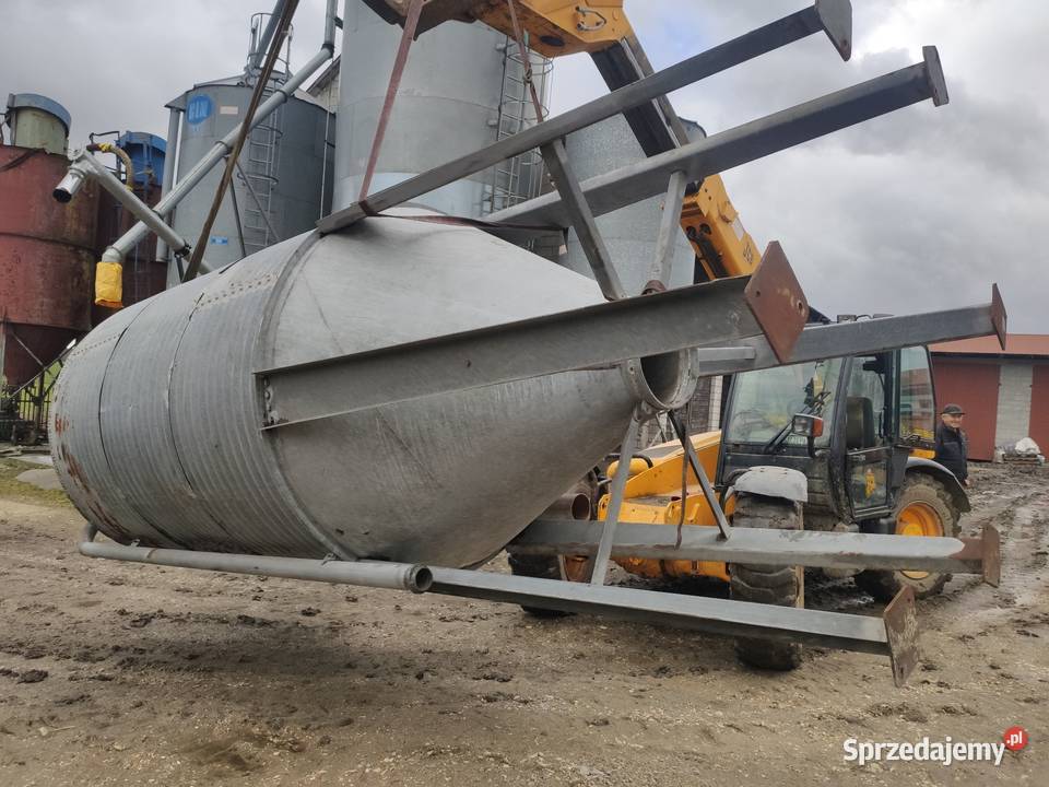 Silos paszowy około 8 ton 9 ton Kraszewice