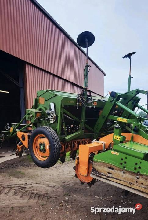 Siewnik amazone d830 Domatowo