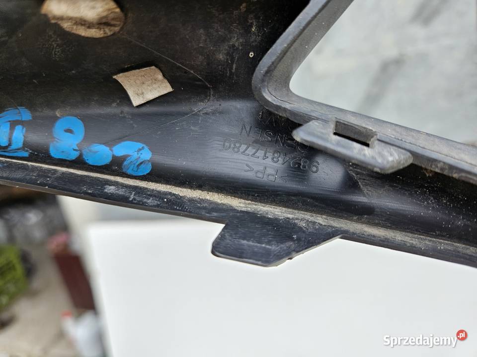 PEUGEOT 208 II LISTWA GRILLA ATRAPY ZDERZAKA osobowe Międzychód