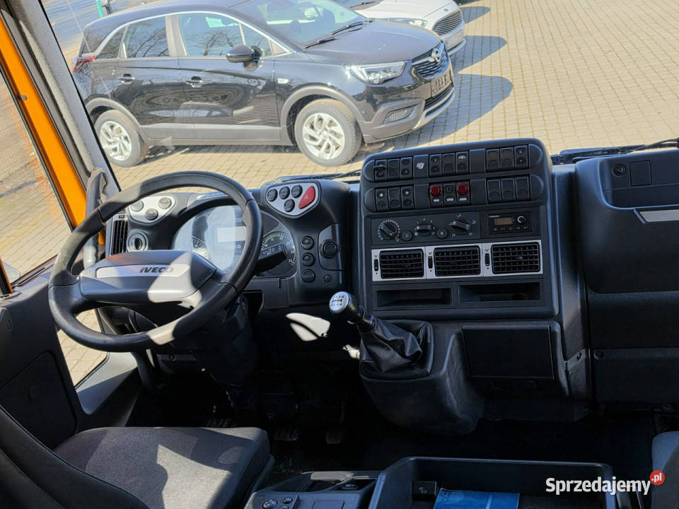Iveco EUROCARGO 100E18 Doka Brygadówka Iveco Rok produkcji 2009 Skępe sprzedam