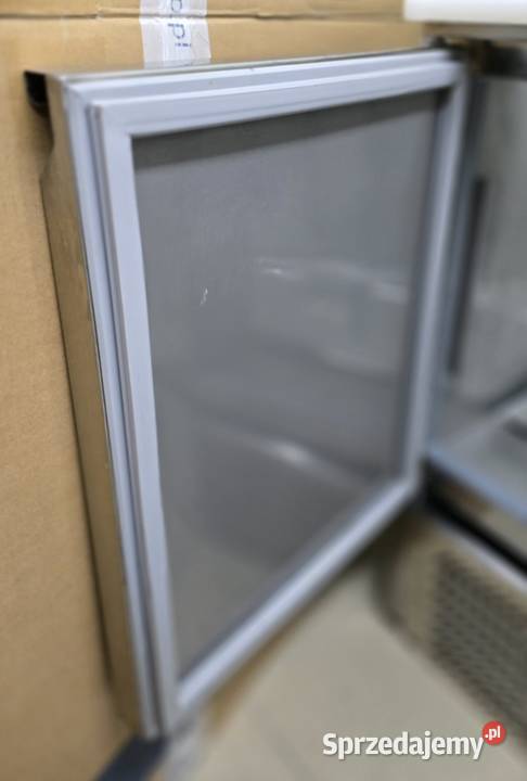 Stół chłodniczy 3 drzwiowy STALGAST 832232 z Gastronomia Siedlce