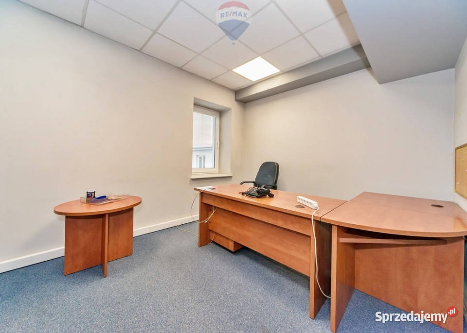 Wjazd z DK magazyn biura TIR S1800m Bielsko-Biała