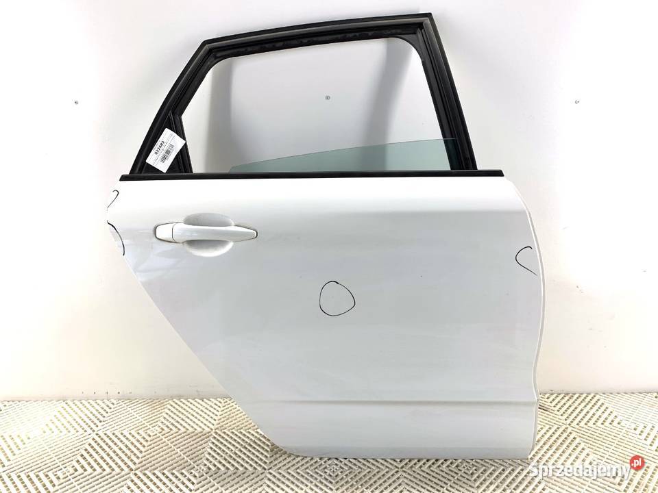 DRZWI PRAWY TYŁ CITROEN C4 II Hatchback LAKIER Drzwi