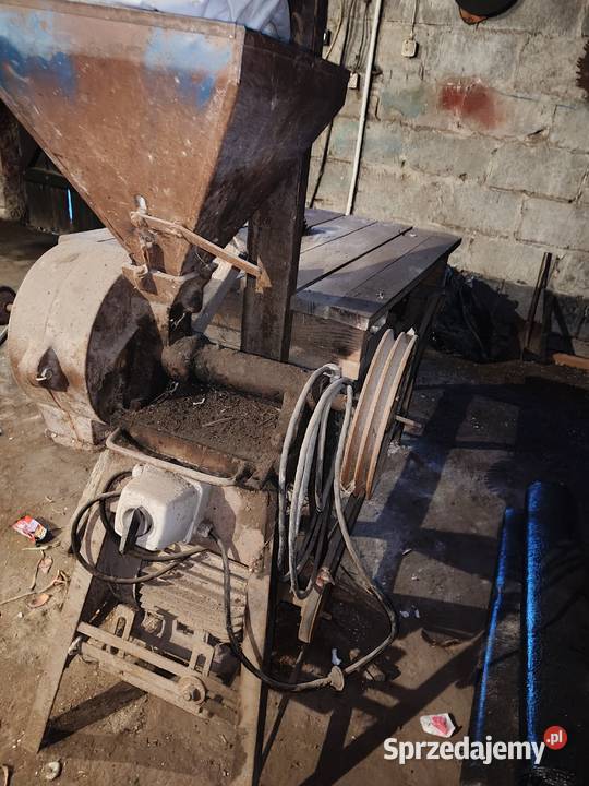 Rozsiewacz do nawozów nieuszkodzony Wichrowice