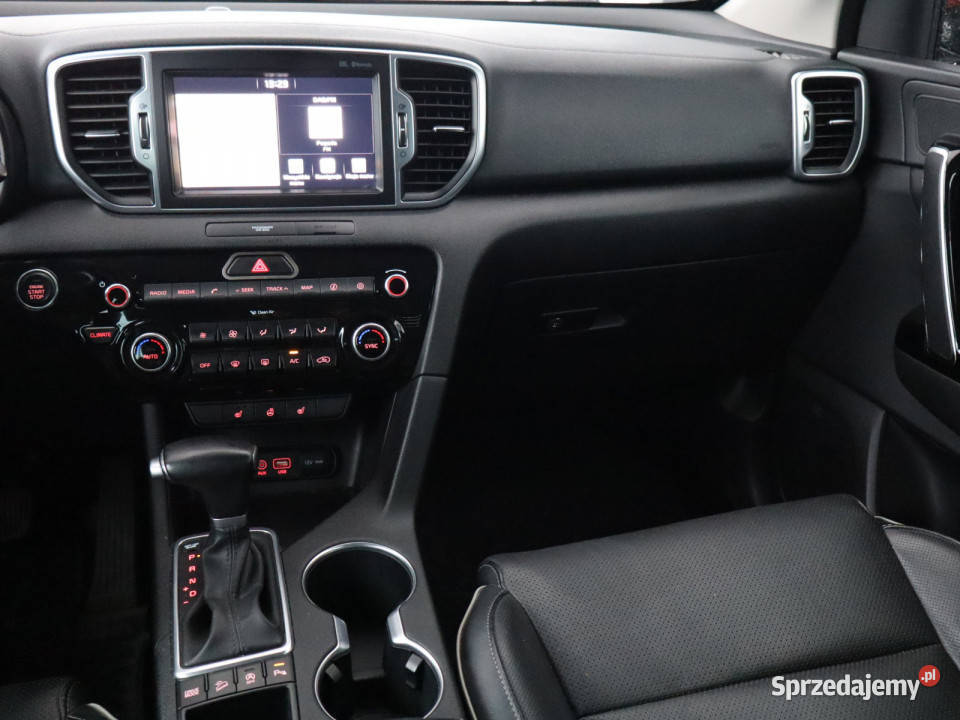 Kia Sportage 17 CRDi hak Piaseczno