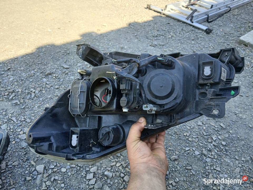 Lampa prawa przednia Renault Clio III 3 soczewka Radłów