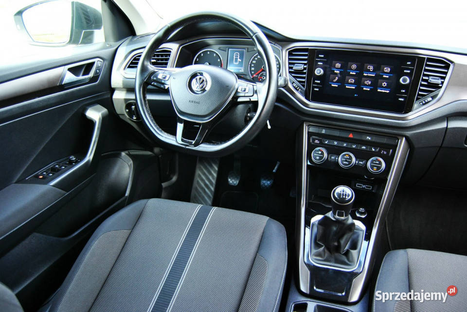 Volkswagen TRoc APP CONNECT LEDY Grzane fotele światła do jazdy dziennej T-Roc Modliborzyce