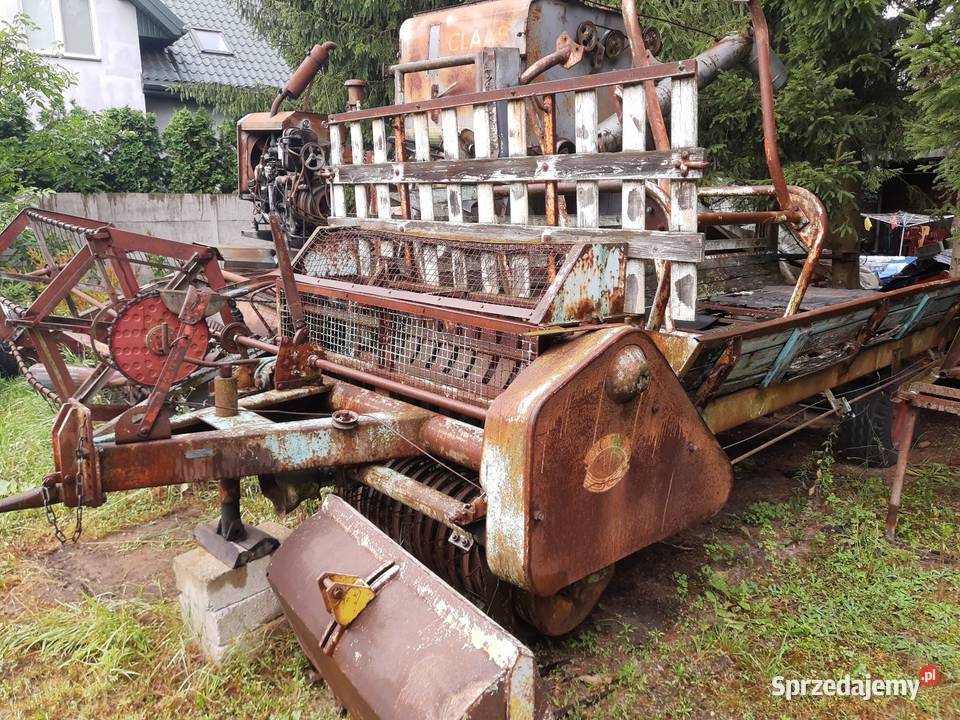 Przyczepa samozbierająca