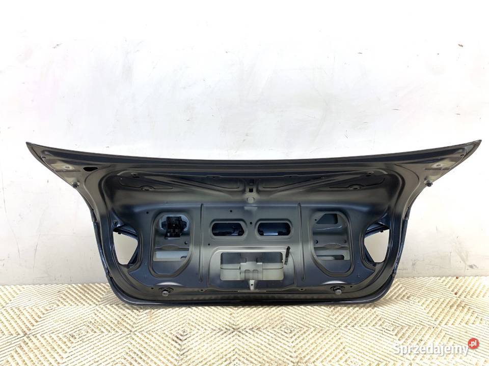 KLAPA TYŁ BMW E90 SedanLimuzyna 0412 TYLNA