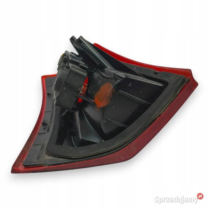 LAMPA PRAWA Opel Omega B FL C KOMBI 19992003