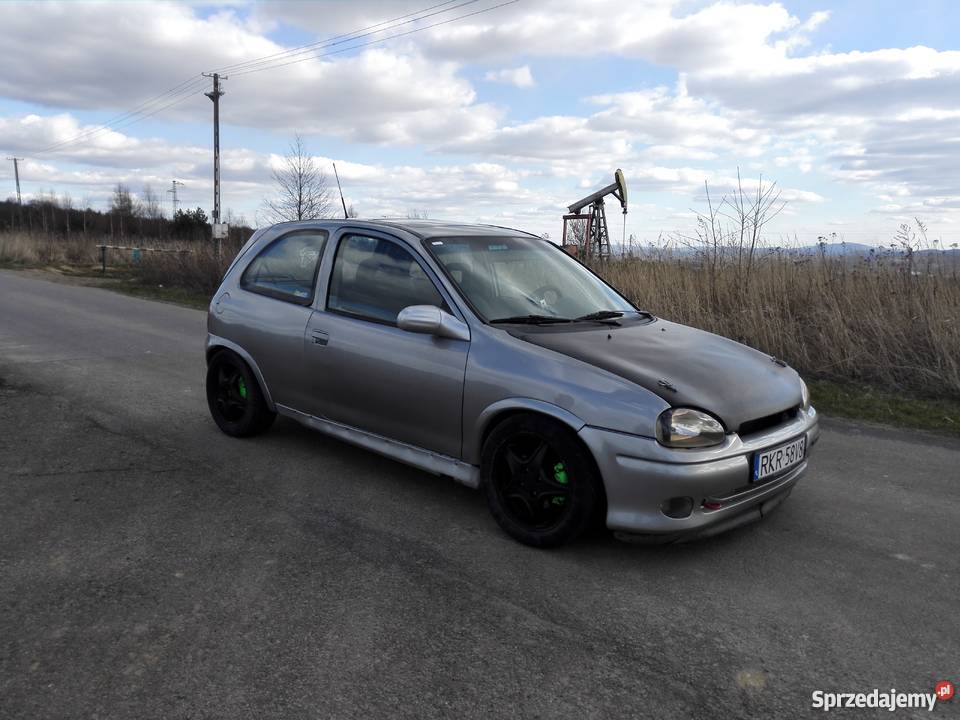 Corsa B GSi 109KM Jaszczew sprzedam