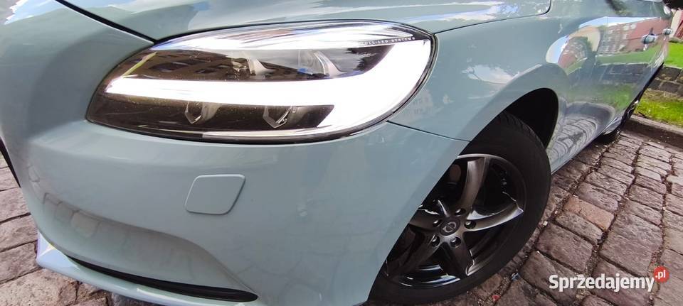 VOLVO V40 T3 Momentum garaż2 kolorowa tapicerka V40 Stargard