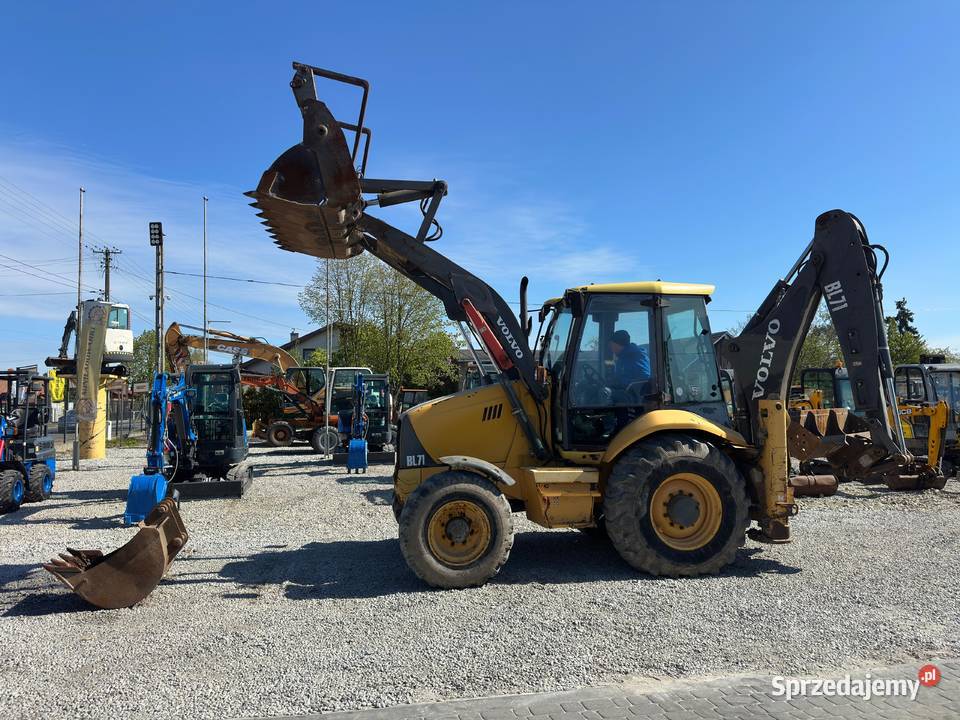 Volvo BL71 KoparkoŁadowarka VOLVO BL71 z 2006 Koparko ładowarki