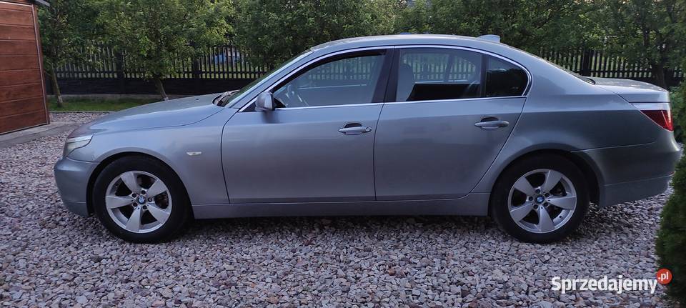 BMW seria 5 E60 22 benzyna gaz klima xsenon kurtyny powietrzne Radom