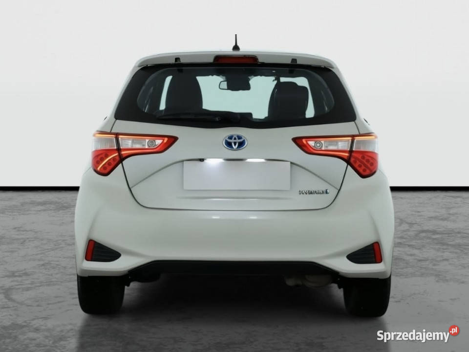 Toyota Yaris 15 Hybrid kamera cofania Piaseczno