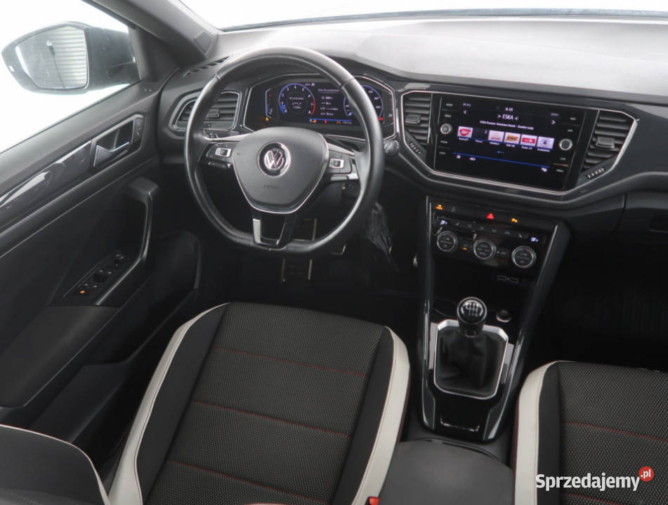 VW TRoc 15 TSI SUV Bielany Wrocławskie