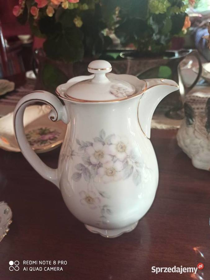 Dzbanek Hutschenrouther Z kwiatami jabłoni Sygn