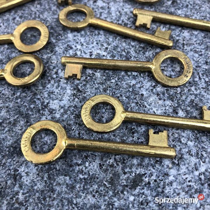 Kluczyk kluczyki z brązu brązowe małe wielkopolskie Poznań